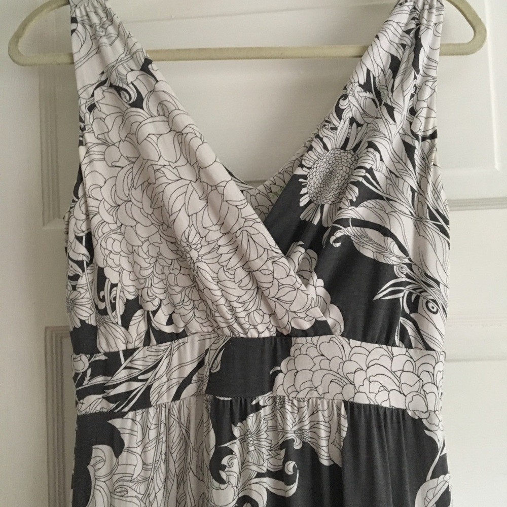 Grey and White Floral Garnet Hill Maxi Dress